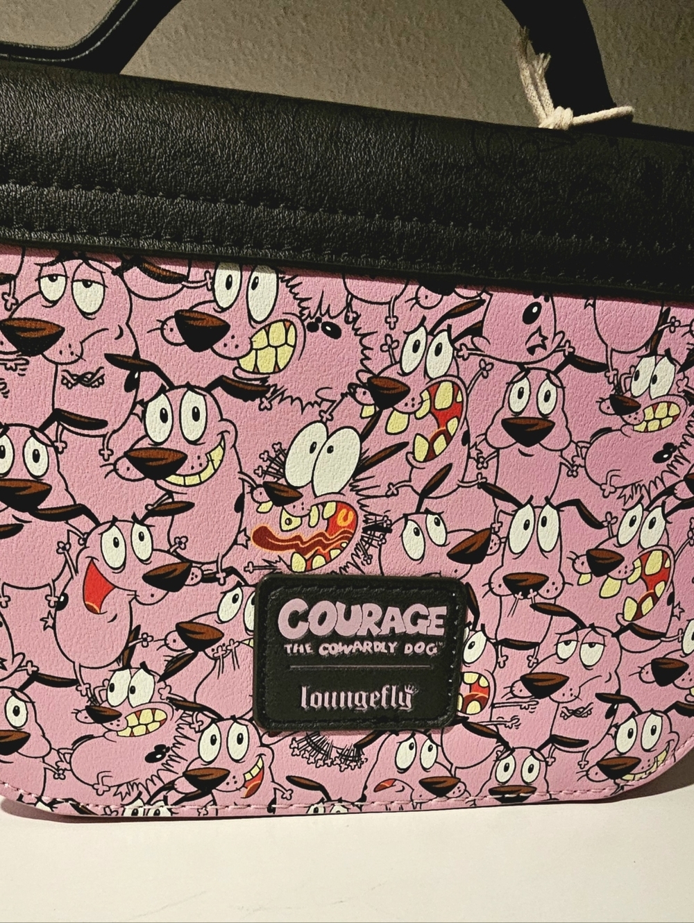 Cartoon Network Loungefly Courage The Cowardly Dog Crossbody Bag - Picture 4 of 6
